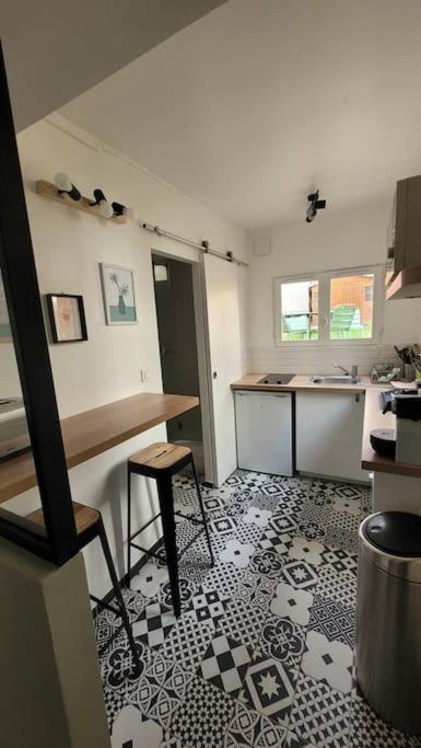 Maisonnette Avec Jardin Proche Paris Saint-Mande Luaran gambar